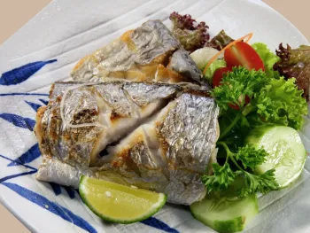 Cá Tachi Uo Nướng Muối - 太刀魚塩焼き