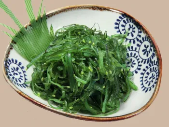 Salad Rong Biển - 中華若布ぐんかん